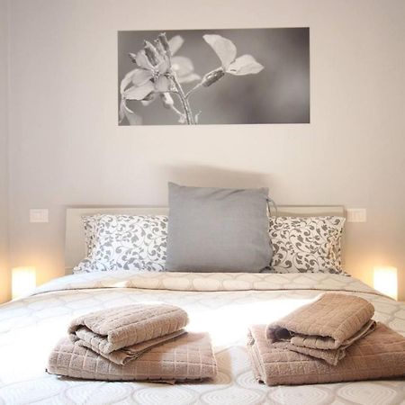 Ferrante Apartment Milaan Buitenkant foto